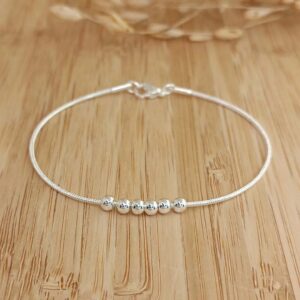 Pulsera cardy con bolitas