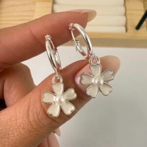 Argollas +florcitas nick-blanco