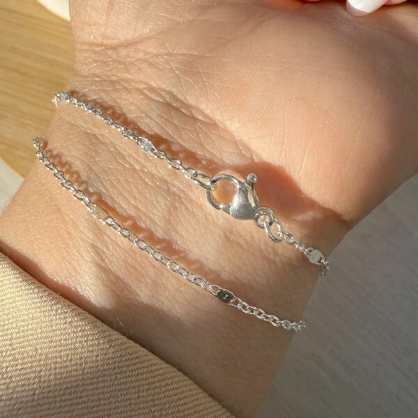 Pulsera cadena forzada +chapitas chatas