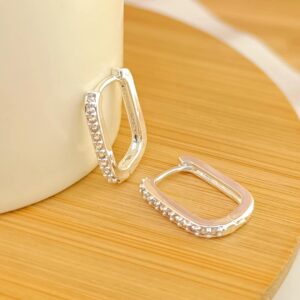 Argollas premium- ovaladas con piedritas blancas