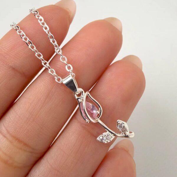 COLLAR TULIPAN DIONE- ROSADO
